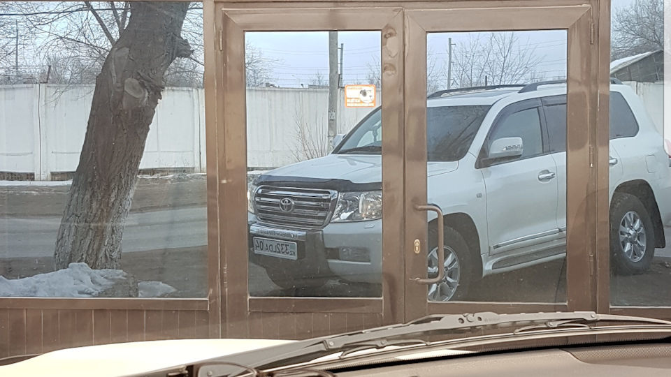 Toyota Land Cruiser 200 4.0 бензиновый 2007 | 4.0 на DRIVE2