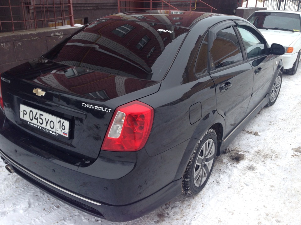 Lacetti Chevrolet черная в обвесах хэтчбек