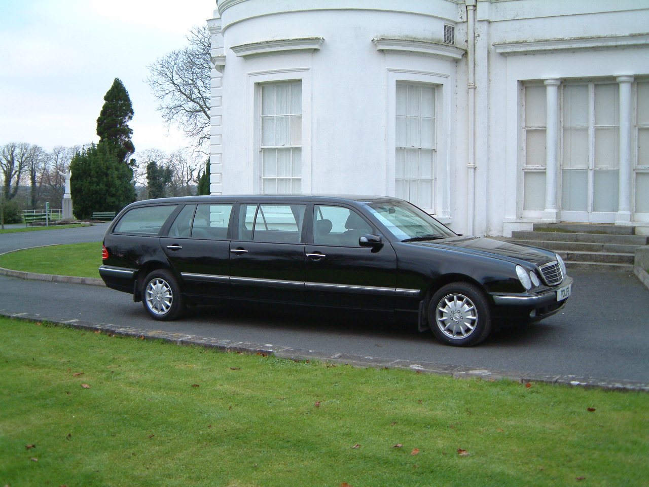 Mercedes Pullman 220 Р·РѕР»РѕС‚РѕР№