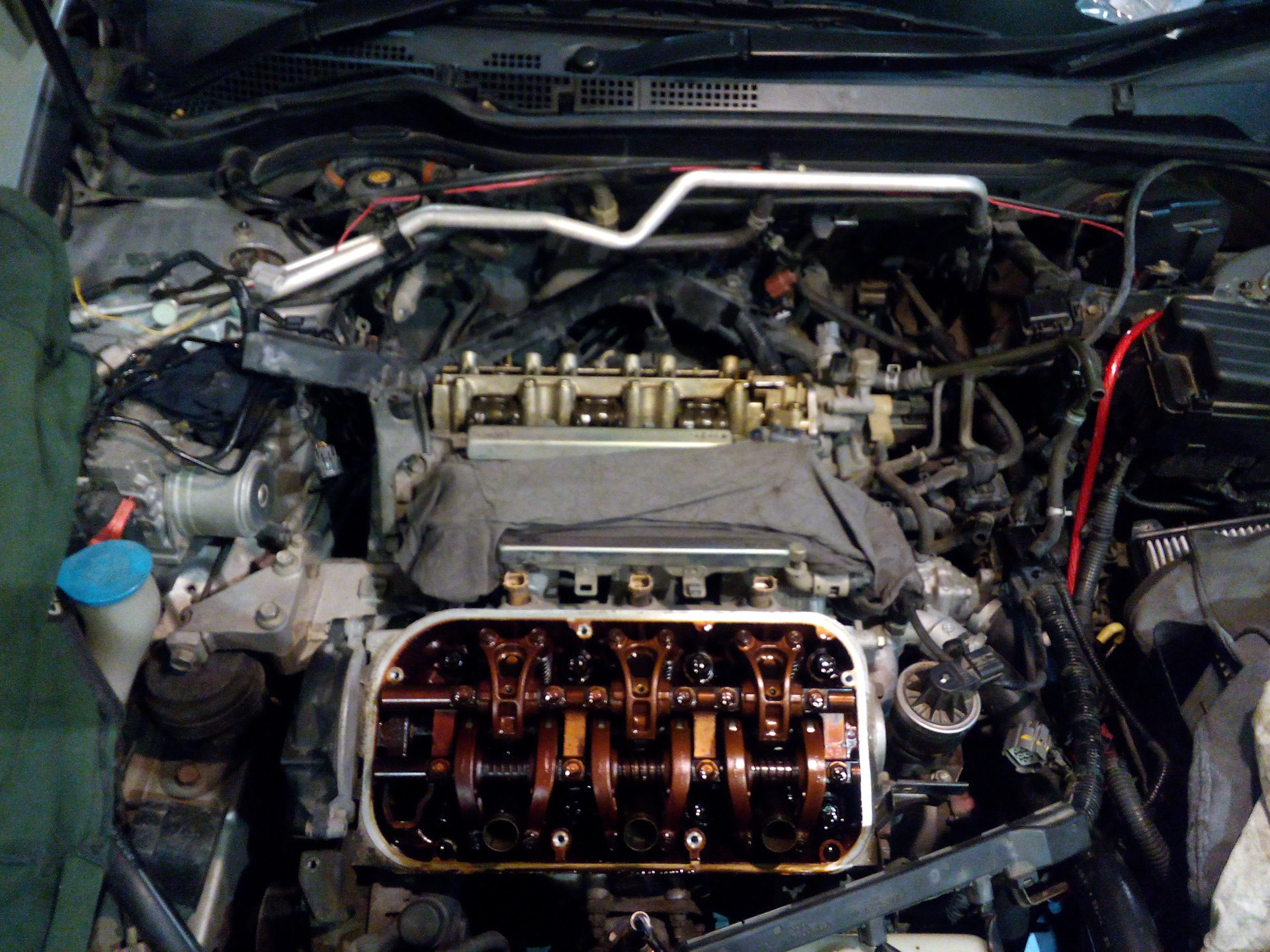 Jaguar 4. Регулировка клапанов honda crv rd1. Регулировка клапанов v6. B15d2 регулировка клапанов. Порядок регулировки клапанов мерседес актрос.