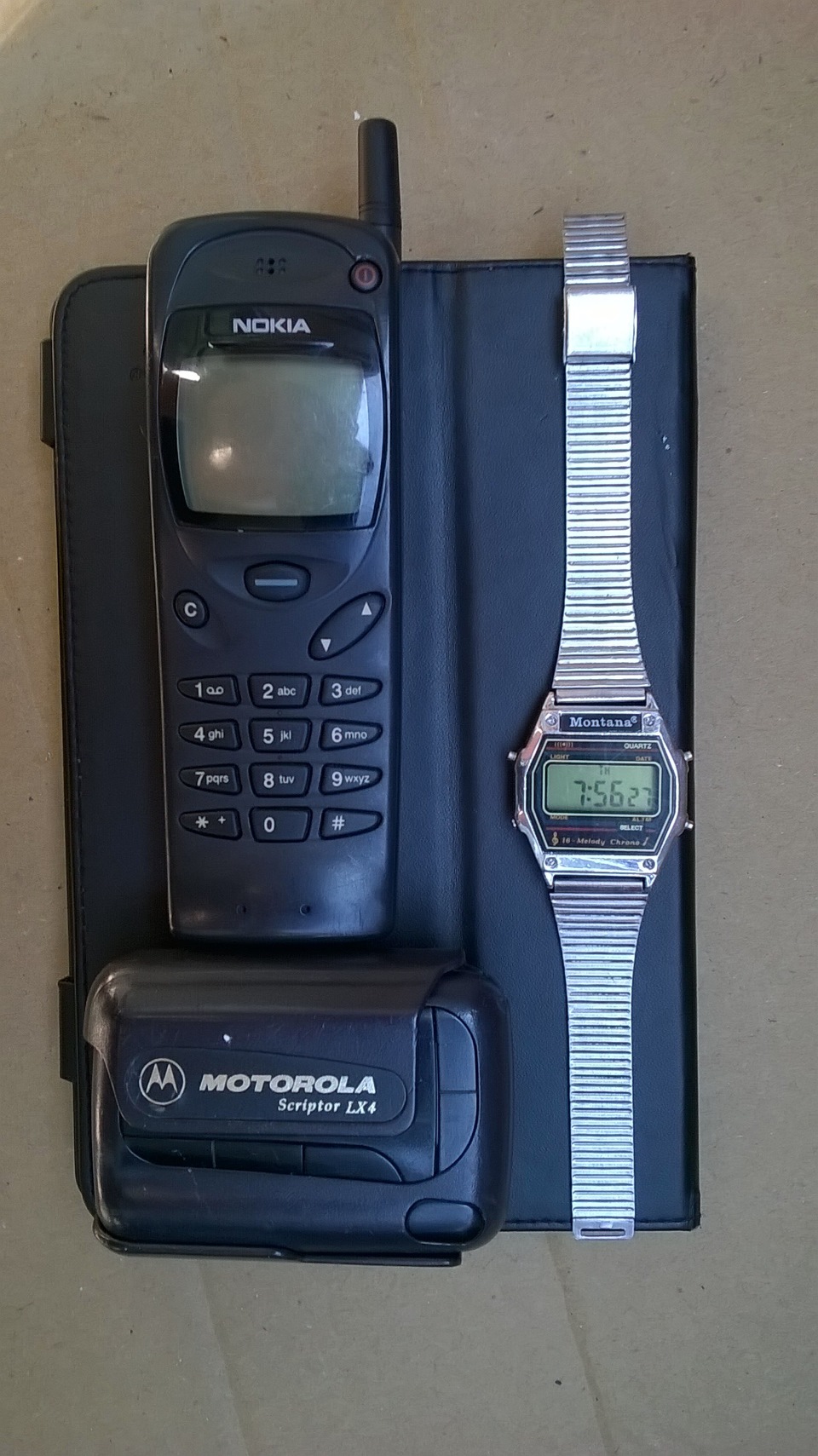 Motorola сотовый 90