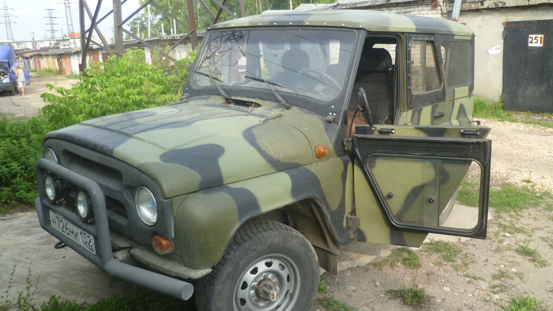 uaz 3151