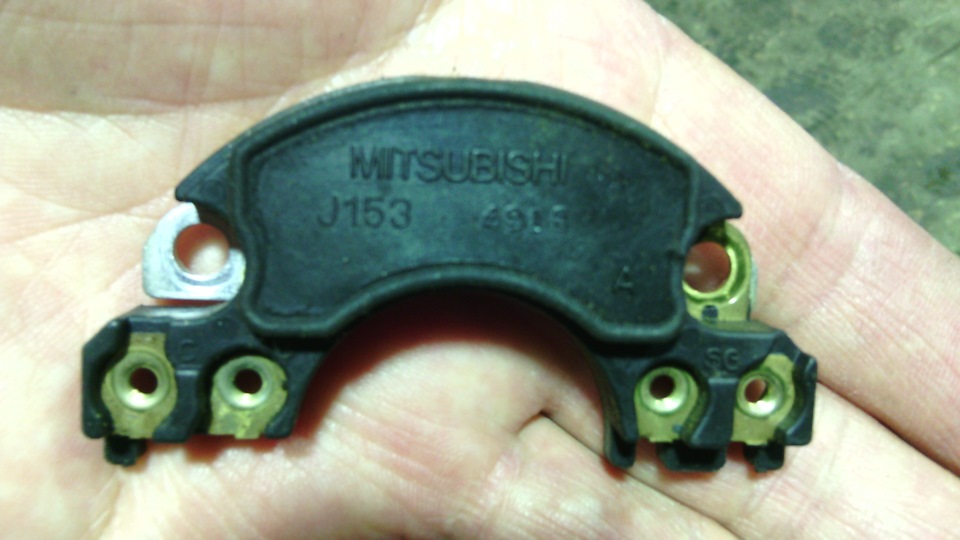 Коммутатор митсубиси галант 4g63 93 года. Honda hr-v трамблер коммутатор. Марковский комутатор на трамблёр 4е. Nissan almera 1. Коммутатор тойота королла 5а фе.