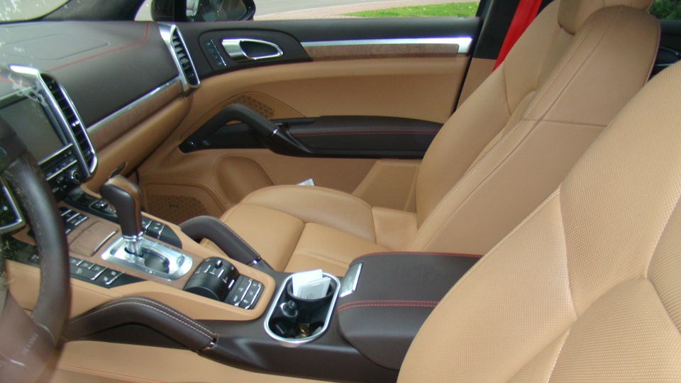 porsche cayenne двухцветный салон porsche cayenne двухцветный салон