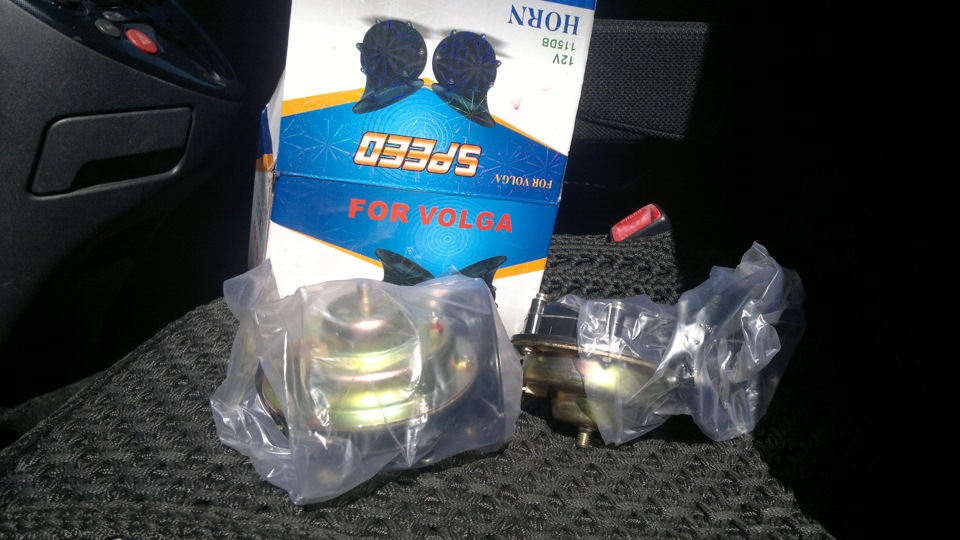 замена сигнала на Волговский (Volga Horn 12V) — Toyota Wish (AE10), 1,8 ...