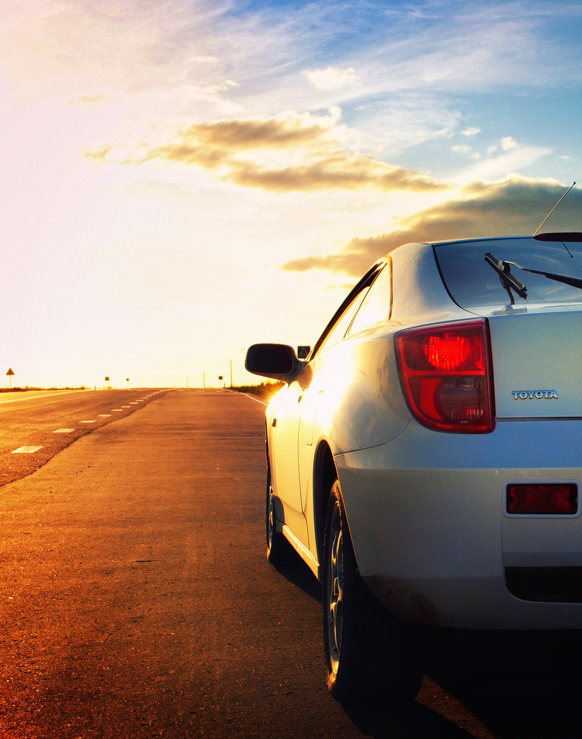  28 2010 Toyota Celica 18 2004 