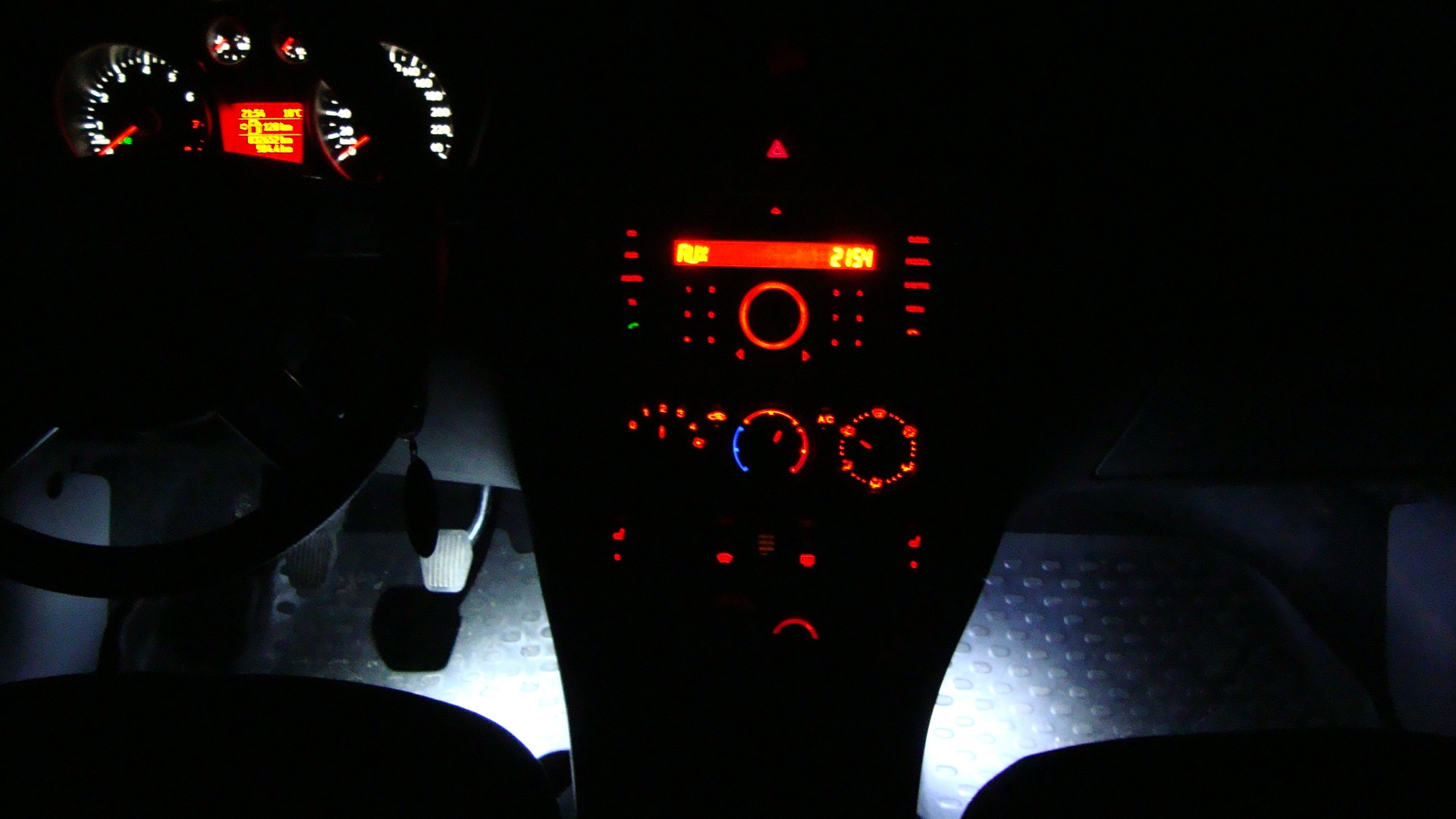 Оптика, свет, подсветка Ford Focus II (Форд Фокус 2): фары ...