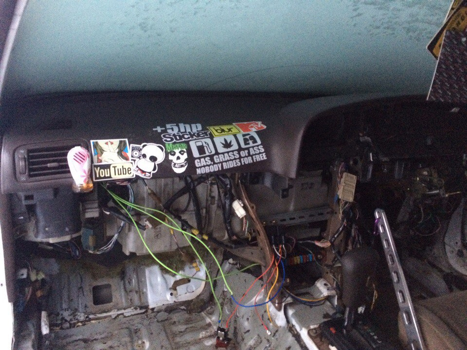 Салон Мрака)) — Toyota Mark II (80), 2 л, 1990 года | просто так | DRIVE2