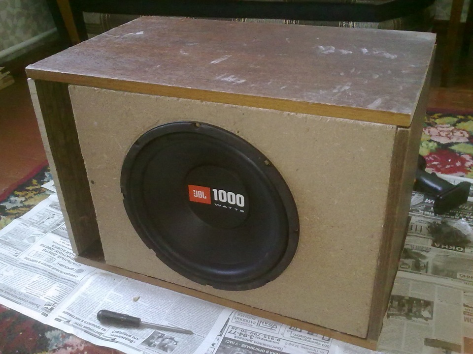 Сабвуфер jbl 10 дюймов какой короб нужен