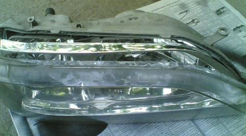 Headlight polishing and glasses painting - Toyota Cresta 25L 1997