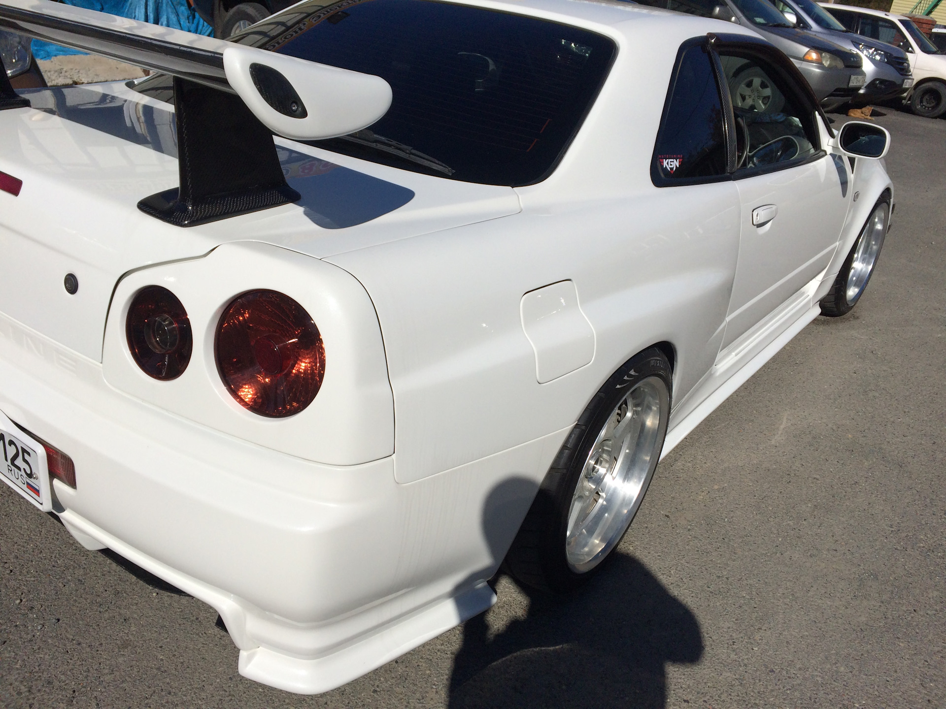 Neksa Autotuning Skyline r34