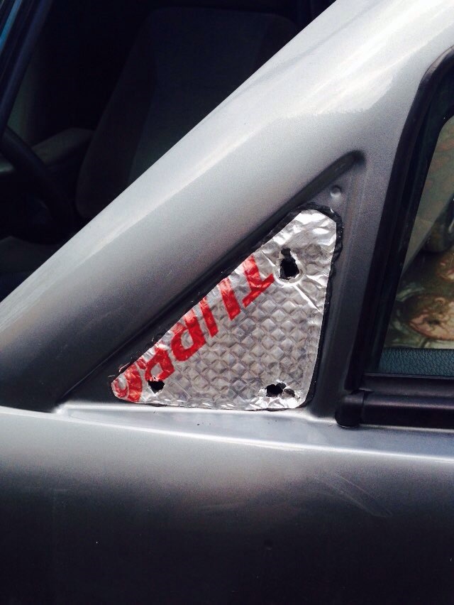 Шум в районе зеркал — Lada Приора седан, 1,6 л, 2009 года | своими ...