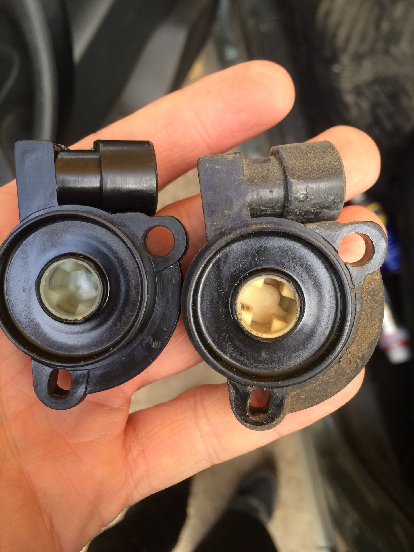 2112-1148200 датчик. Датчик дроссельной заслонки ваз 2114. Датчик дпдз ваз 2107 инжектор. Датчик положения дроссельной заслонки ваз 2114 8 клапанов. Датчик положения дроссельной заслонки 2114.