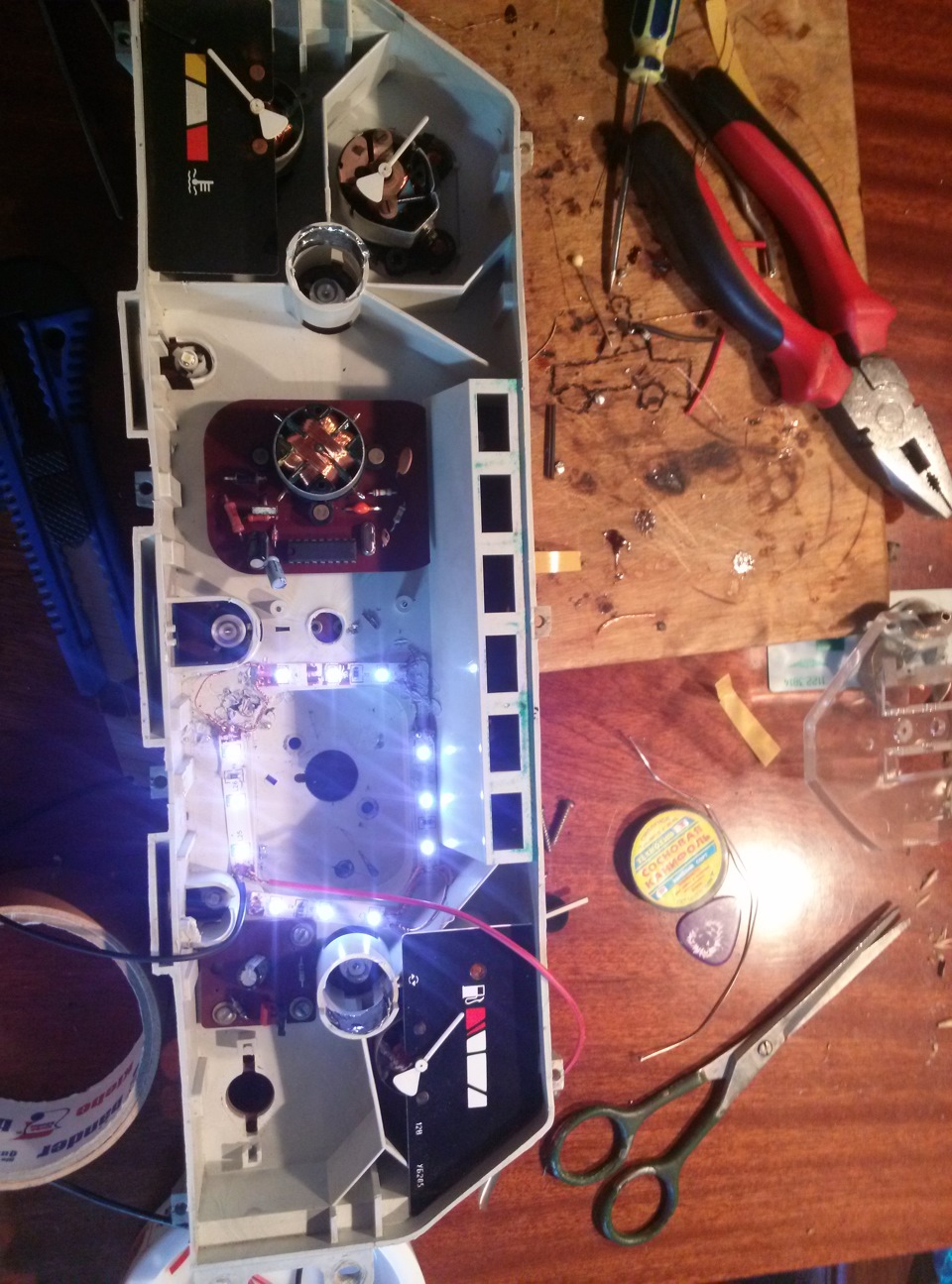 достала тусклая подсветка на панели приборов — DRIVE2