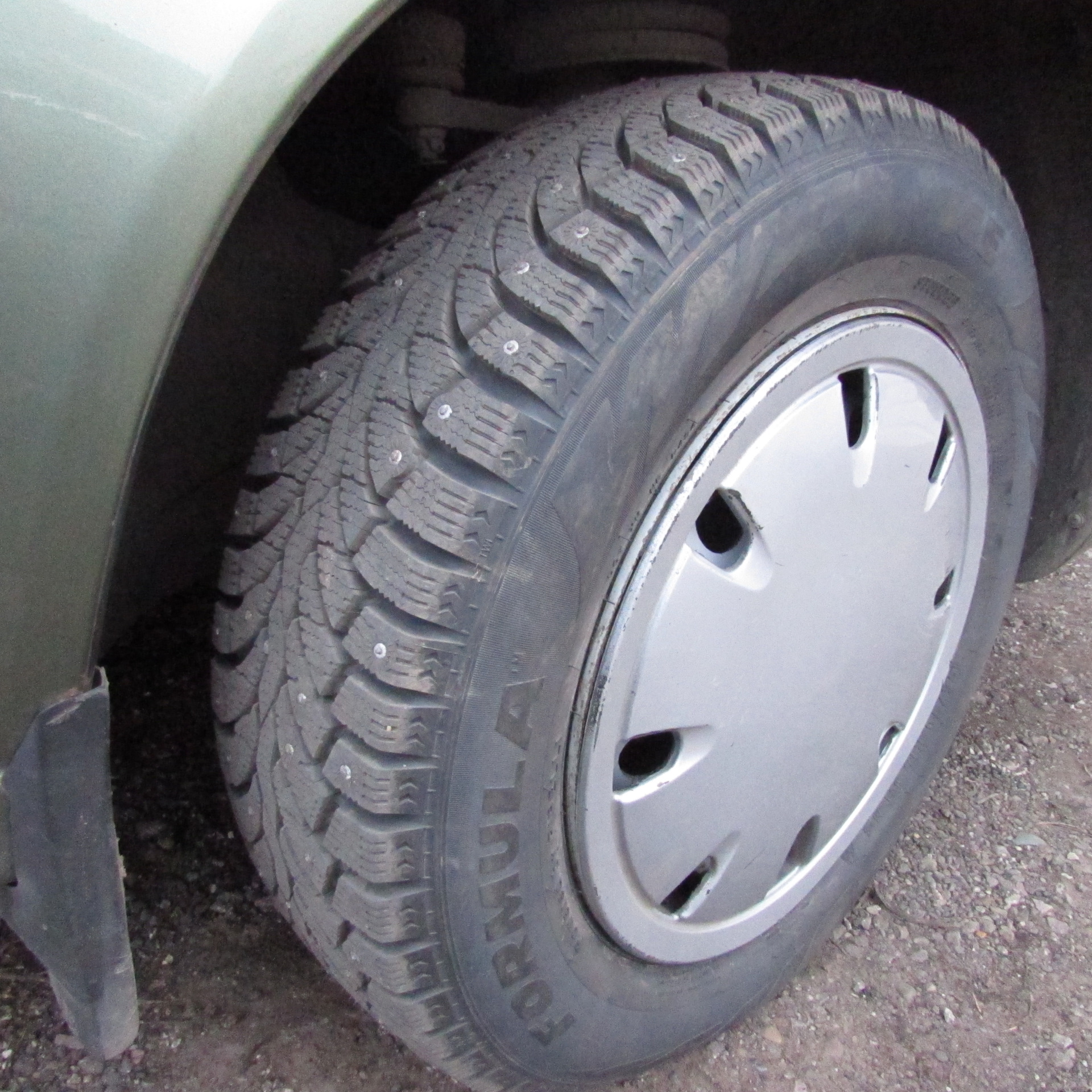 Пирелли зимние р14. БК калнси р14 175/70. 175/70/14 Formula Ice. Formula Ice 175/70 r14 88t.