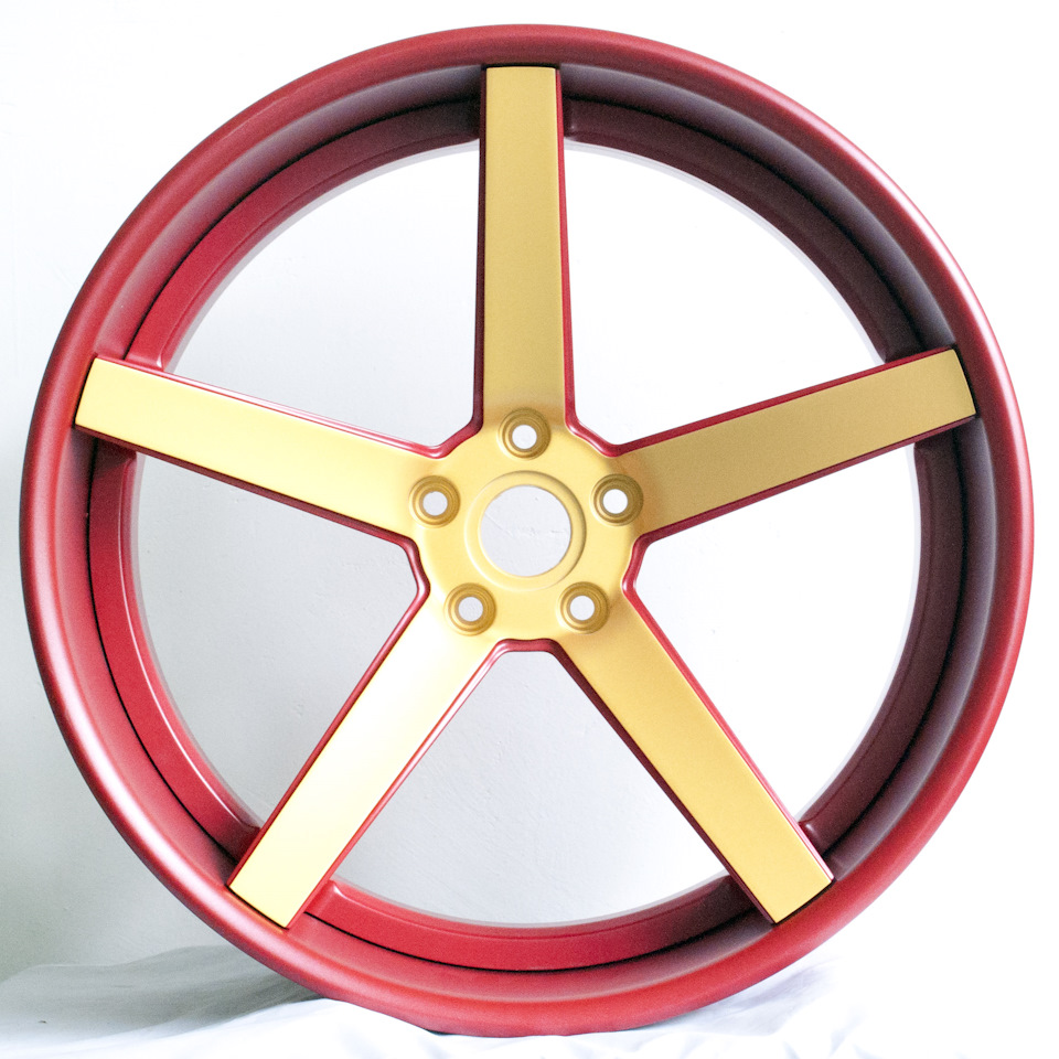 Красные обода велосипед. Power Wheels диски. Goldenwheel диск. Диск на колесо м4.