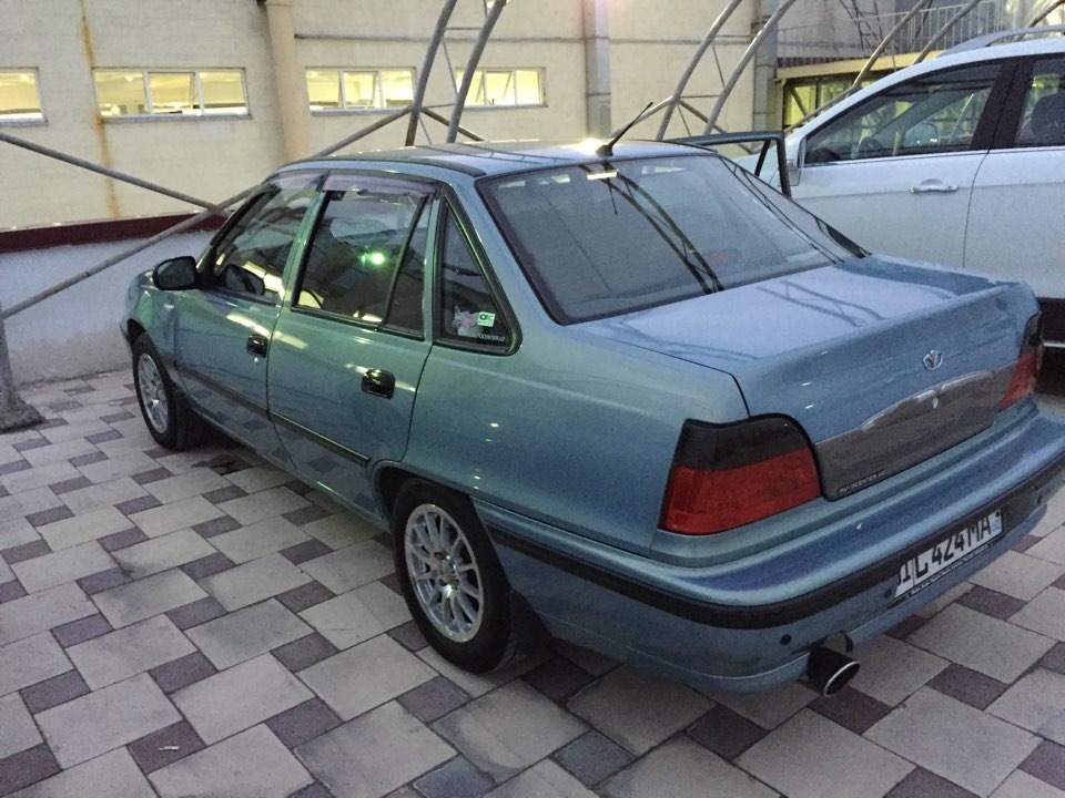 Uz Daewoo Nexia 1 1996