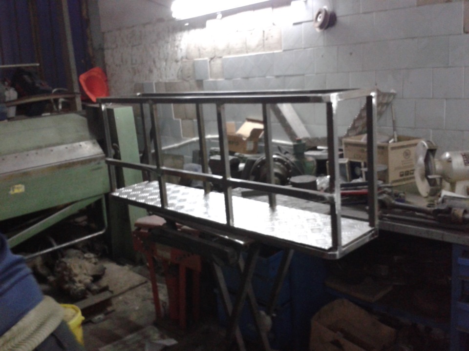 39d5d02s 960 Как крепить канистру в прицепе