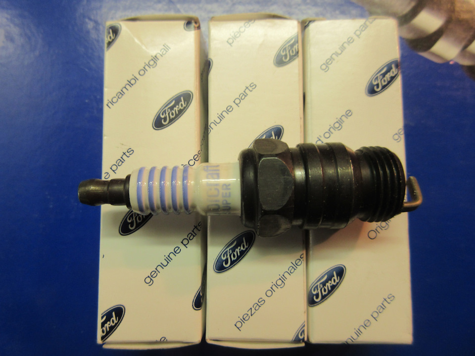 Свечи. Оригинал. Все строго))) — Ford Transit (3G), 2 л, 1979 года ...