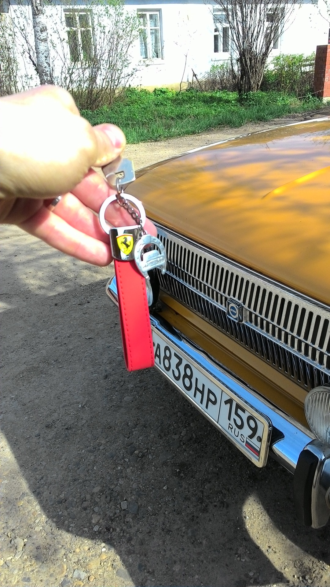 родные подарили брелок — ИЖ Москвич 412, 1,5 л, 1976 года | аксессуары ...