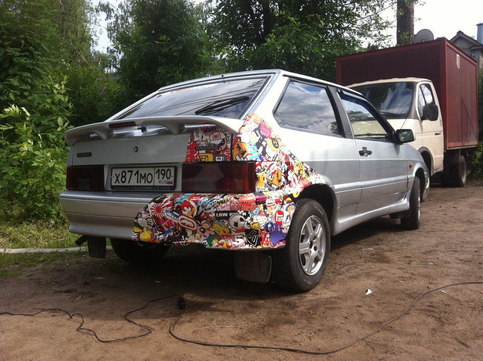 Стикербомбинг Honda Civic