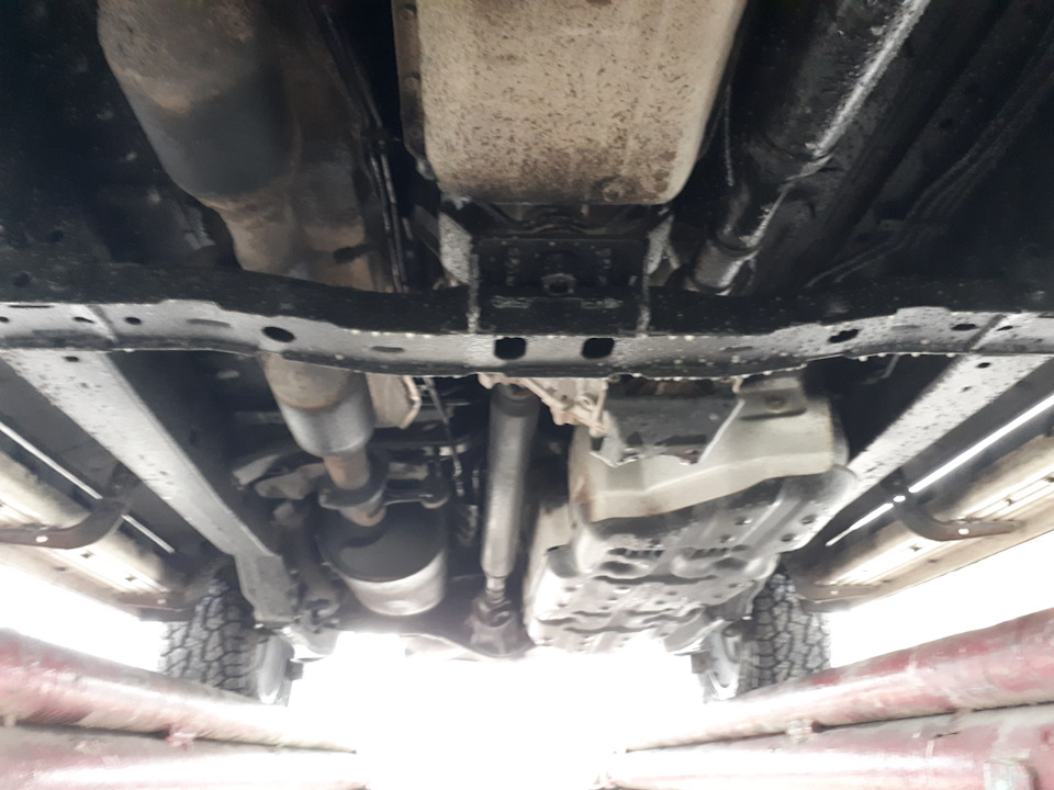 Фото в бортжурнале Toyota Fortuner (1G)