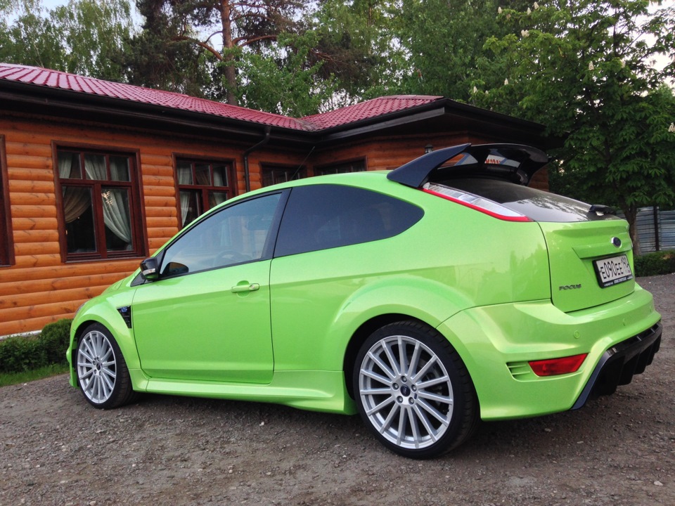 Ford focus цвет. Ford Focus 2 RS. Ford Focus RS 2010. Форд фокус 2 РС. Ford Ford Focus RS 2.