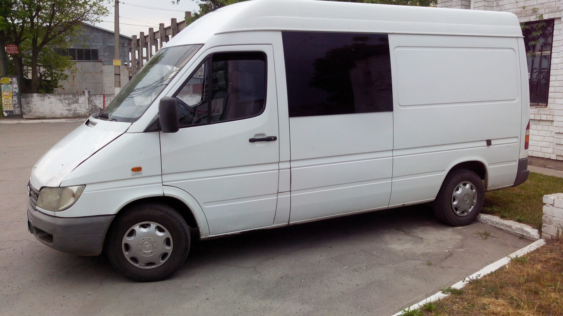 Mercedes-Benz Sprinter (1G) 2.2 дизельный 2001 | на все случаи жизни на  DRIVE2