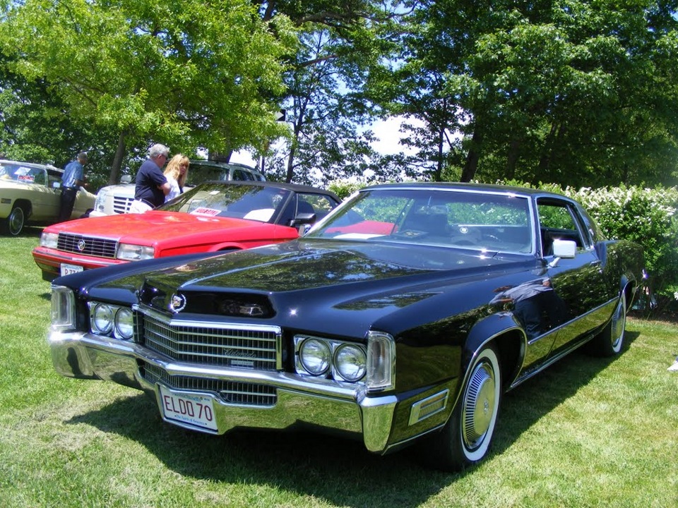 Американские машины 70. Cadillac Eldorado 70х. Cadillac Eldorado 1970. Cadillac Eldorado 70. Американские машины Кадиллак 60-70.