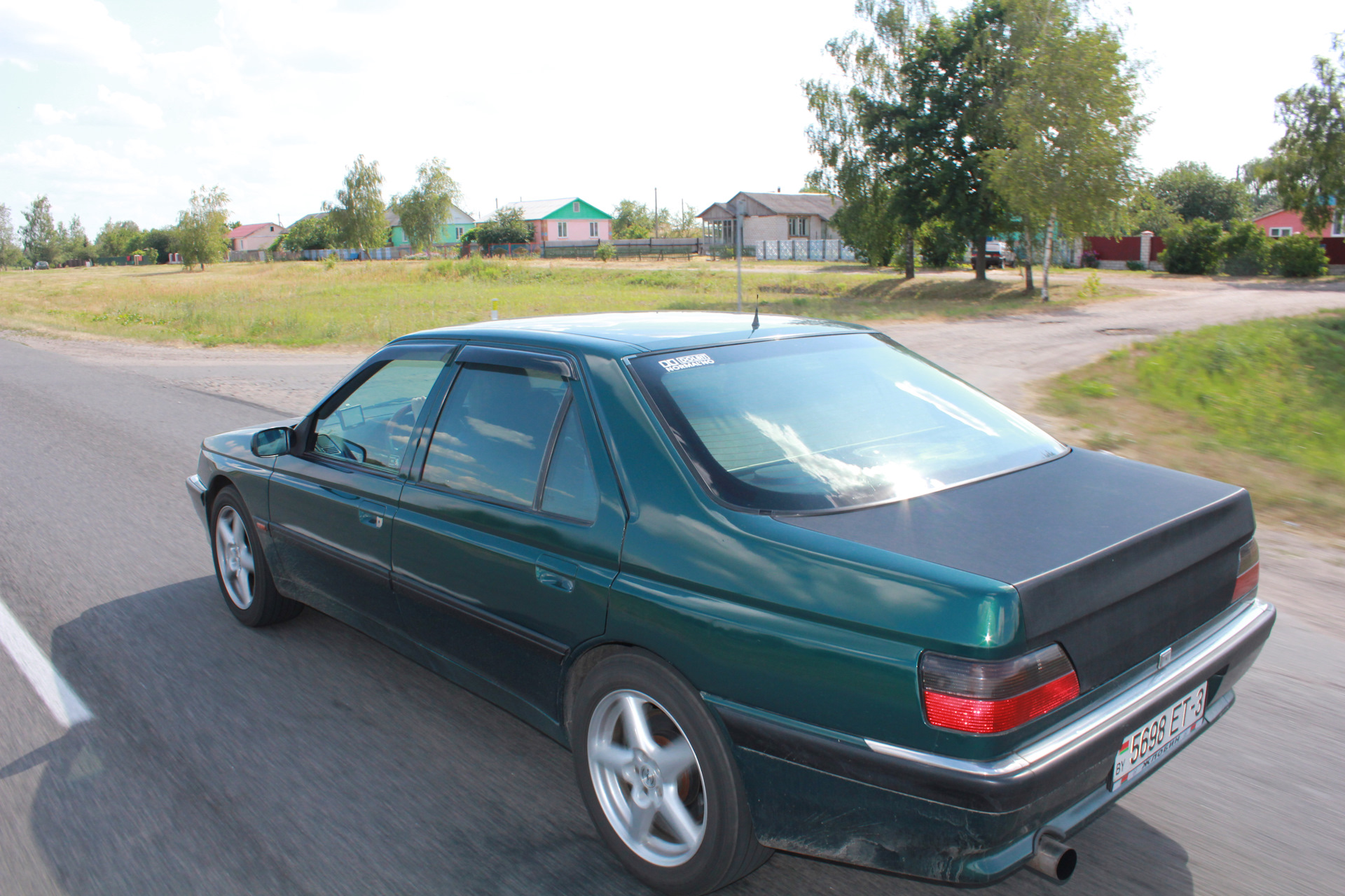 Пежо 605. Peugeot 605, 1. Peugeot 605 SL. Пежо 605 перламутровый бирюза.