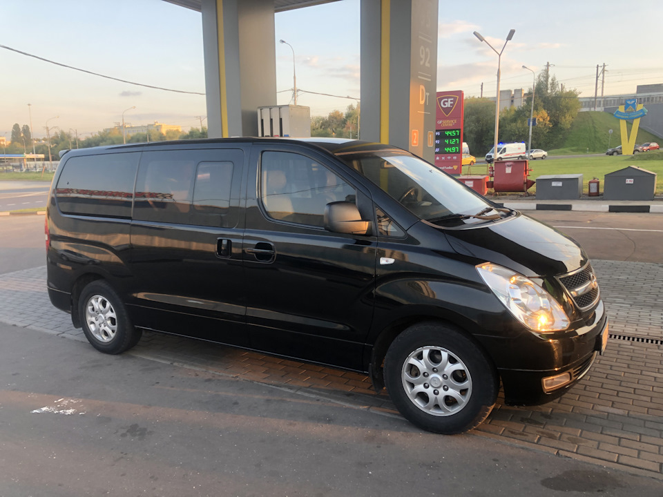 Hyundai grand starex авито. Hyundai Grand Starex 2008 года. Хендай Гранд Старекс 2008. Hyundai Grand Starex 2. Хендай Starex 2008.