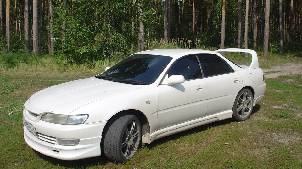 Toyota Carina st200