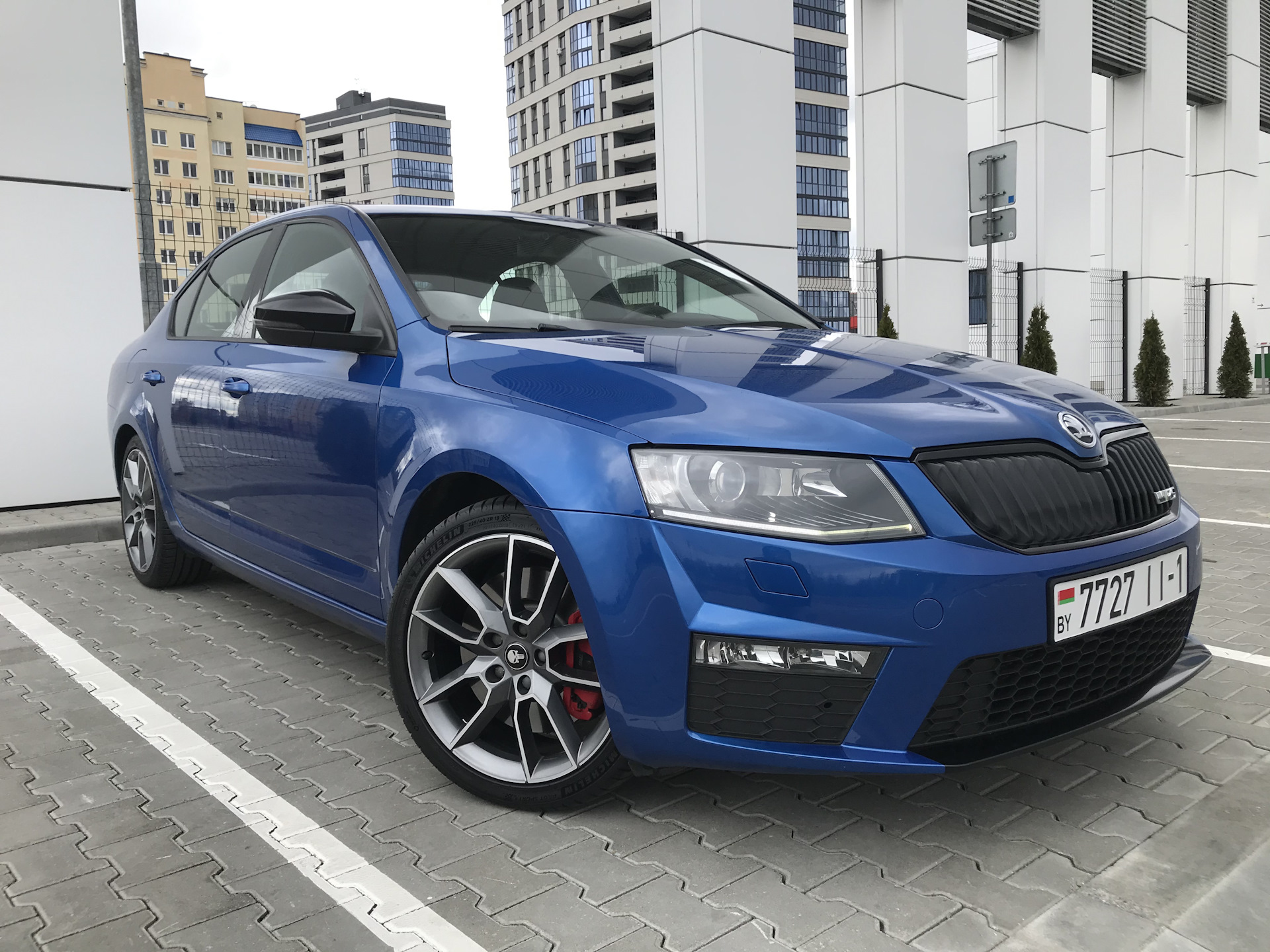 Octavia RS 245