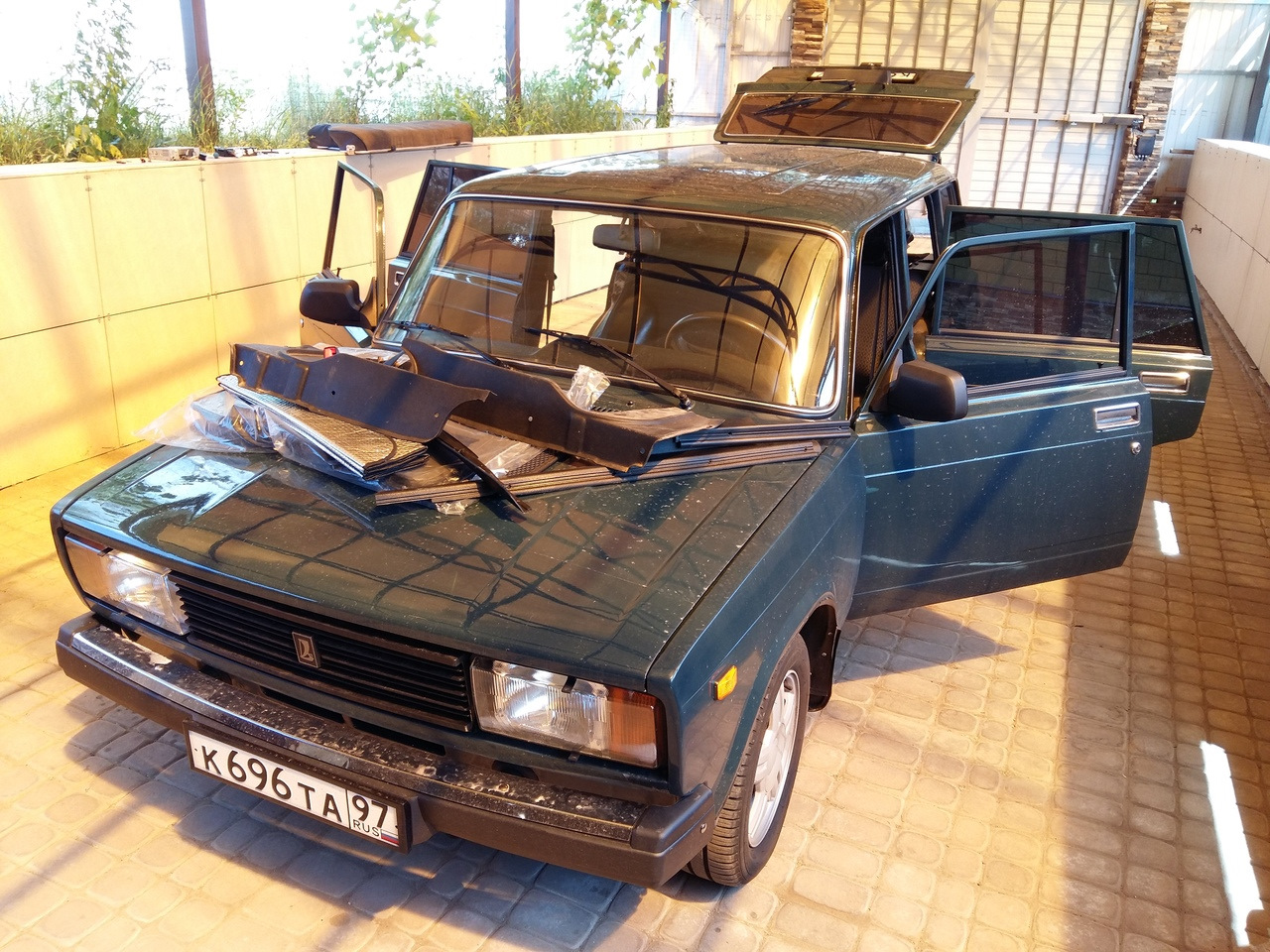 Бомбический салон на ВАЗ-2104 и жулики в Тольятти — Lada 21043, 1,5 л, 2003  года | стайлинг | DRIVE2