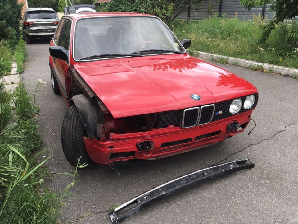 Фото в бортжурнале BMW 3 series (E30)