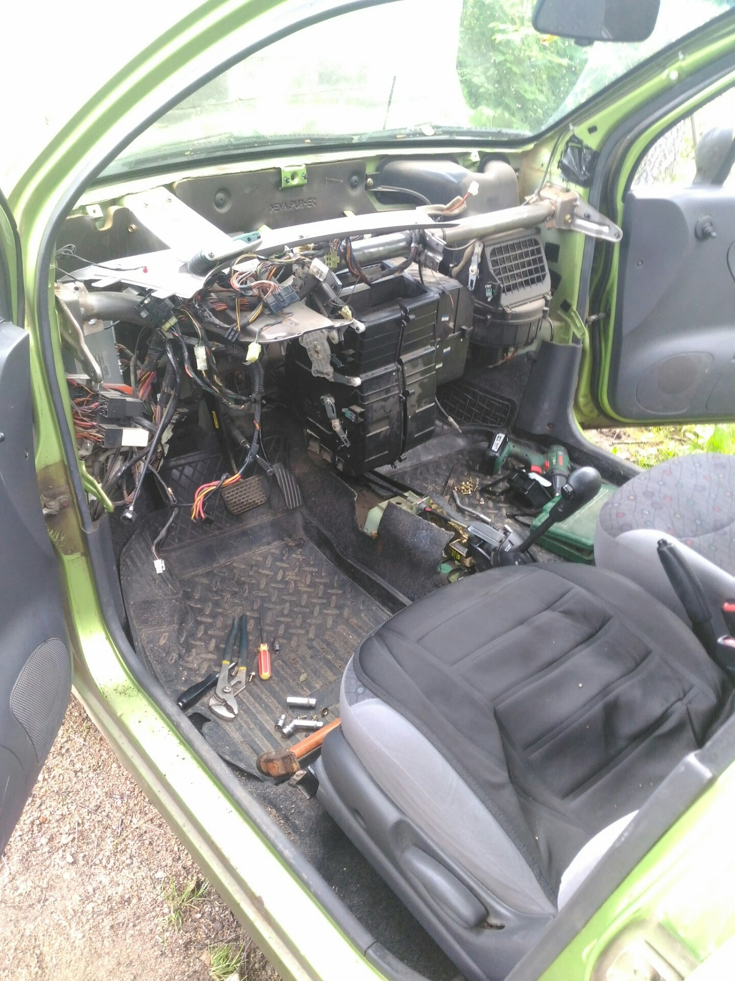 Где находится радиатор печки матиз Замена радиатора печки - Daewoo Matiz (M100, M150), 0,8 л, 2006 года своими рука
