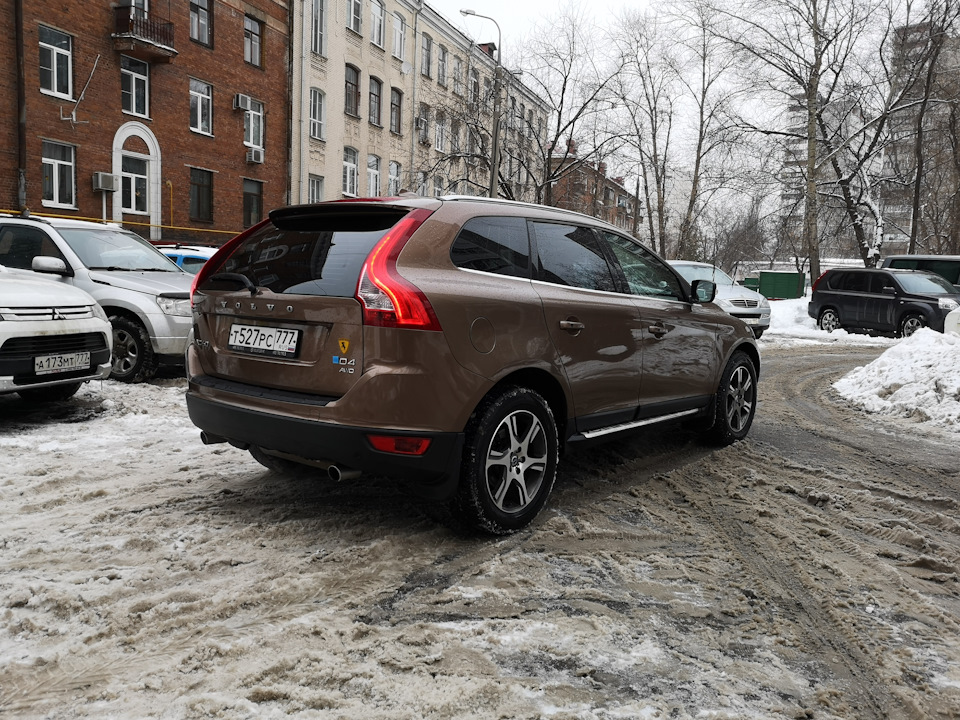 Фото в бортжурнале Volvo XC60 (1G)