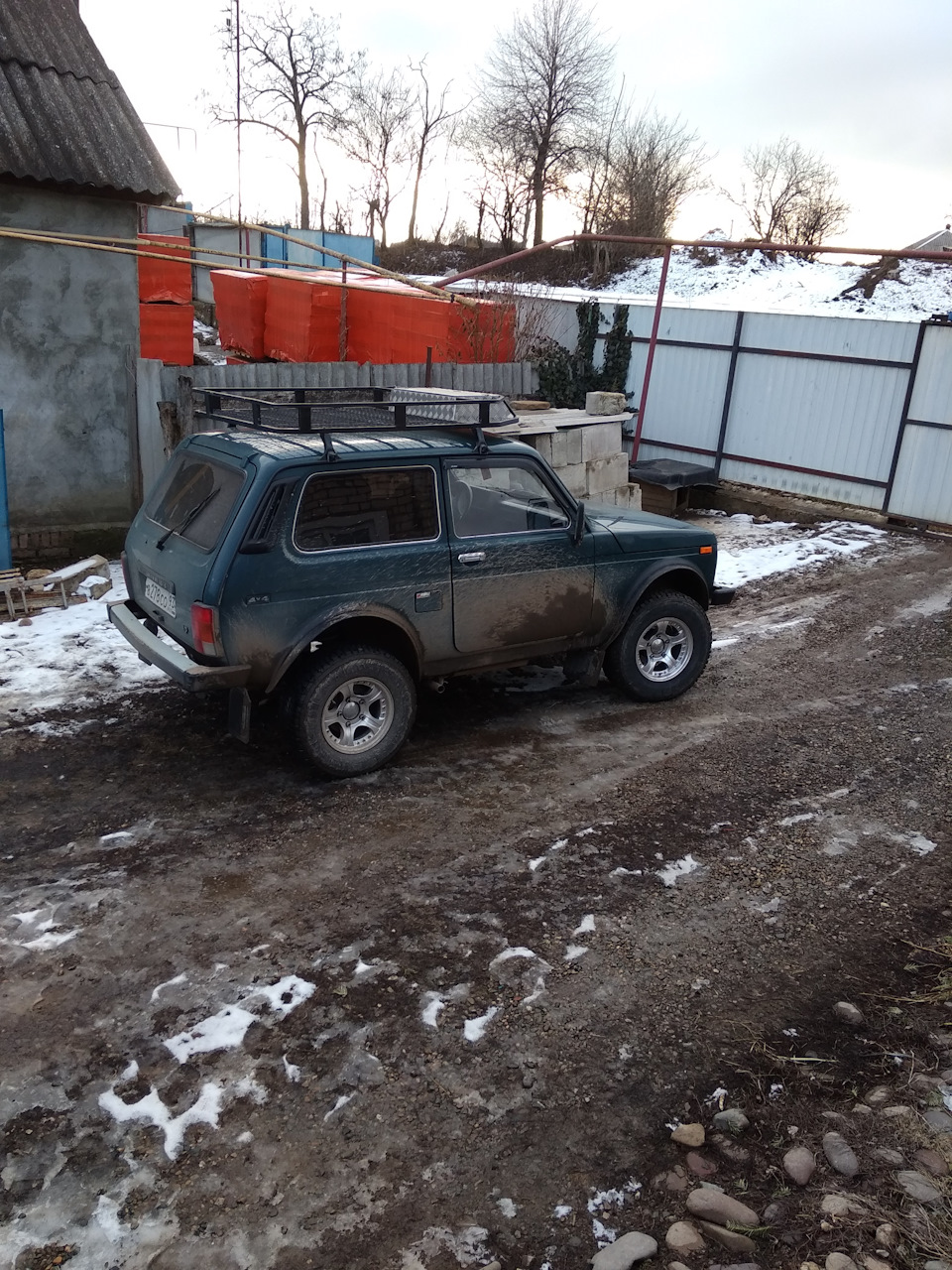 Багажник на крышу Нива — Lada 4x4 3D, 1,7 л, 2002 года | своими руками |  DRIVE2