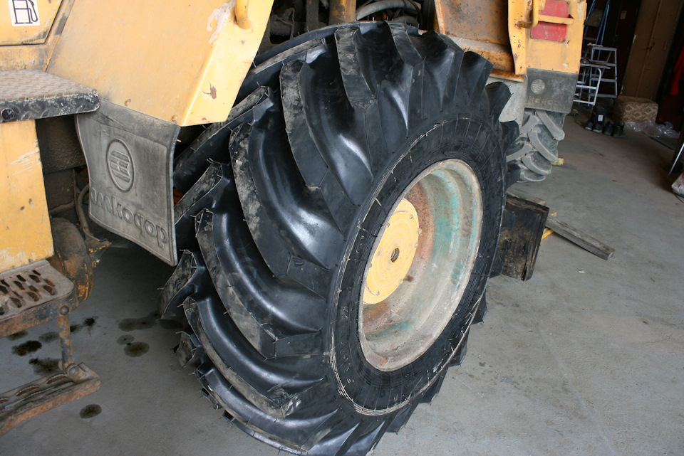 Фото в бортжурнале Амкодор 333В - маленький Монстрик