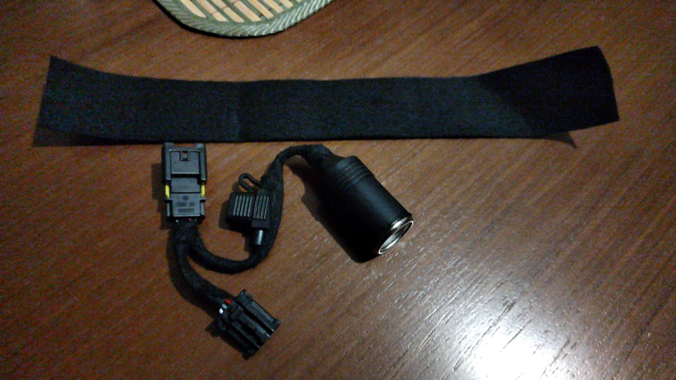 Подключение регистратора к плафону освещения — Citroen C4 L, 1,6 л ...