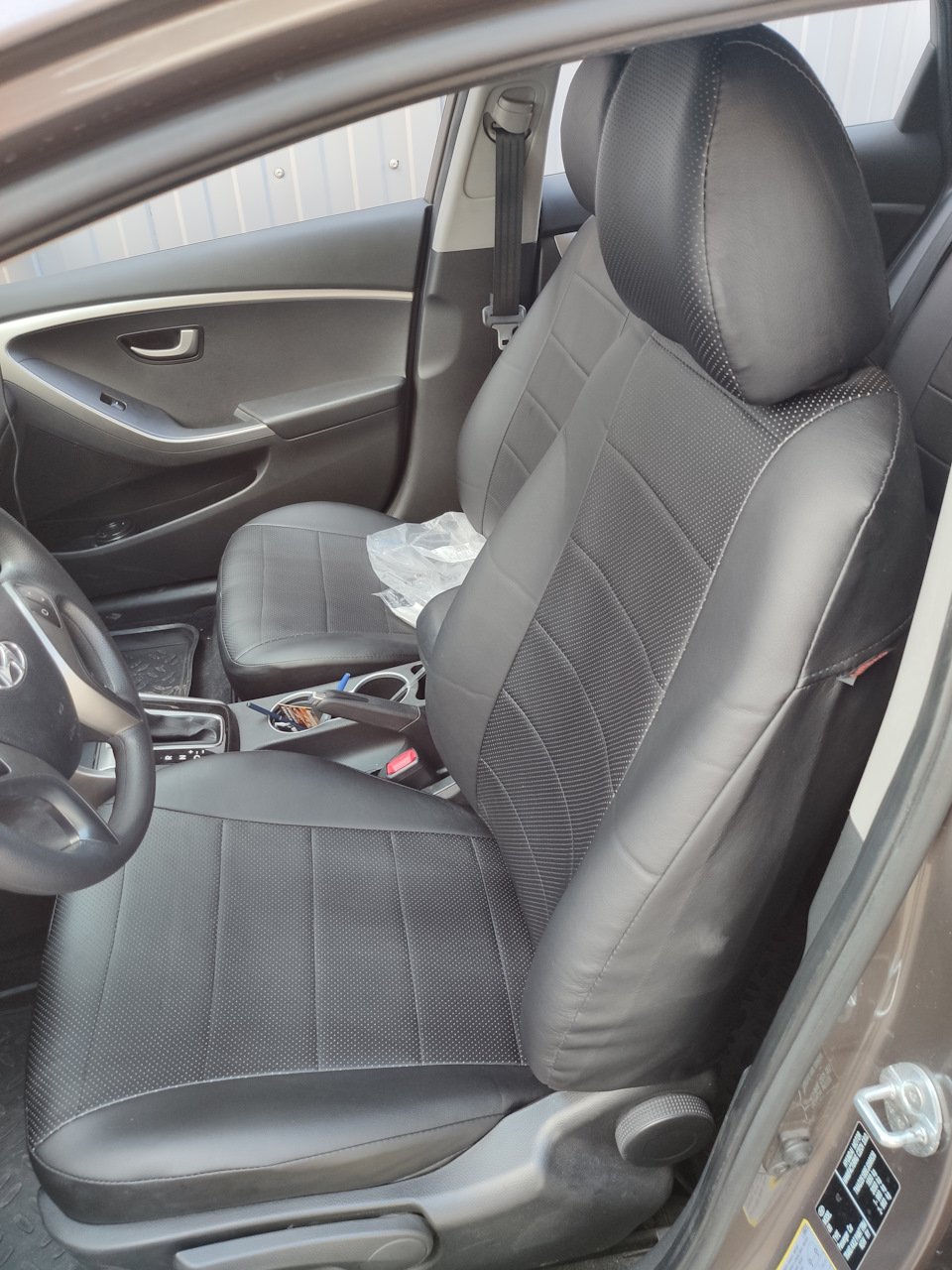 Чехлы — Hyundai i30 (2G), 1,6 л, 2013 года | аксессуары | DRIVE2