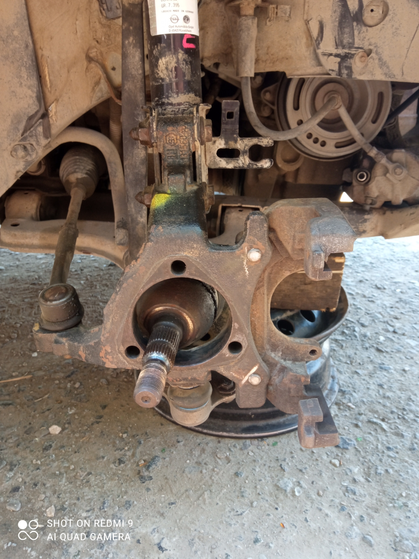 Замена передней правой ступицы — Opel Astra H GTC, 1,6 л, 2005 года ...