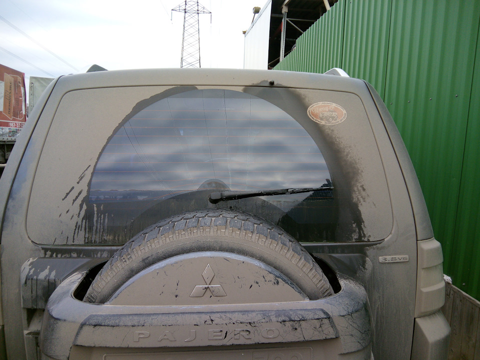 Как снять задний дворник паджеро 4 Задний дворник - Mitsubishi Pajero (4G), 3,8 л, 2007 года своими руками DRIVE2