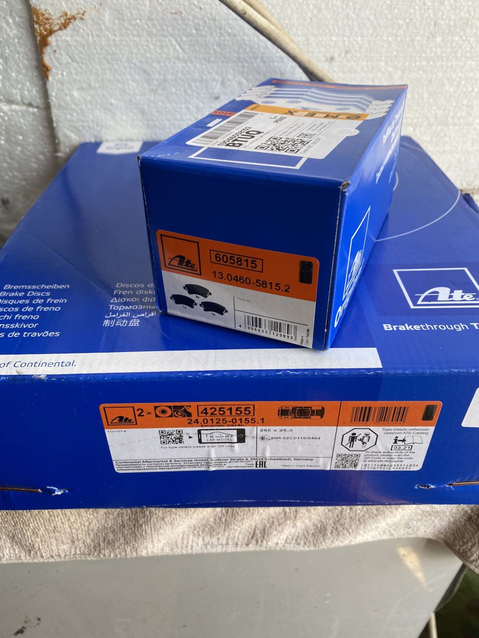 Замена передних тормозных дисков и накладок ATE — Toyota Corolla (120 ...