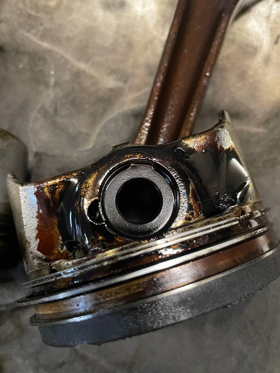 Маслосъемные кольца мотор м52 ту. Залегание поршневых колец на двигателе ваз 2106. Износ колец. Износ колец. Износ колец.