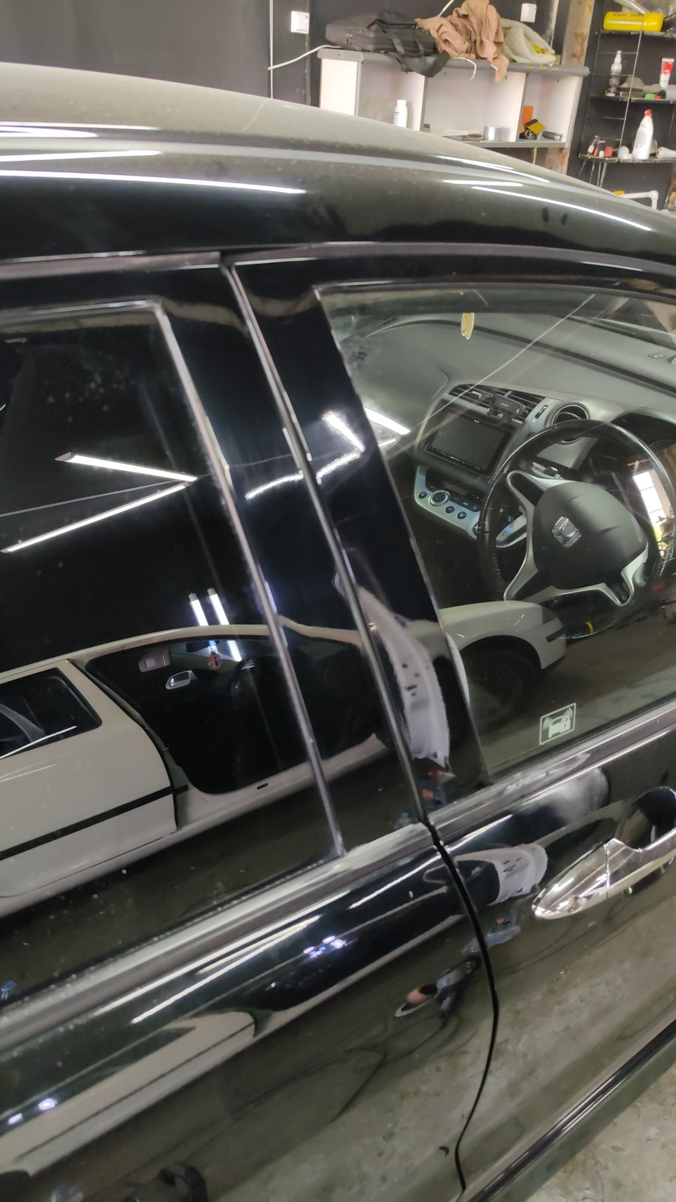 Дверные стойки теперь без плёнки! — Honda Stream (RN6-9), 1,8 л, 2011 ...