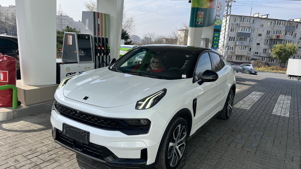 Lynk & Co 05