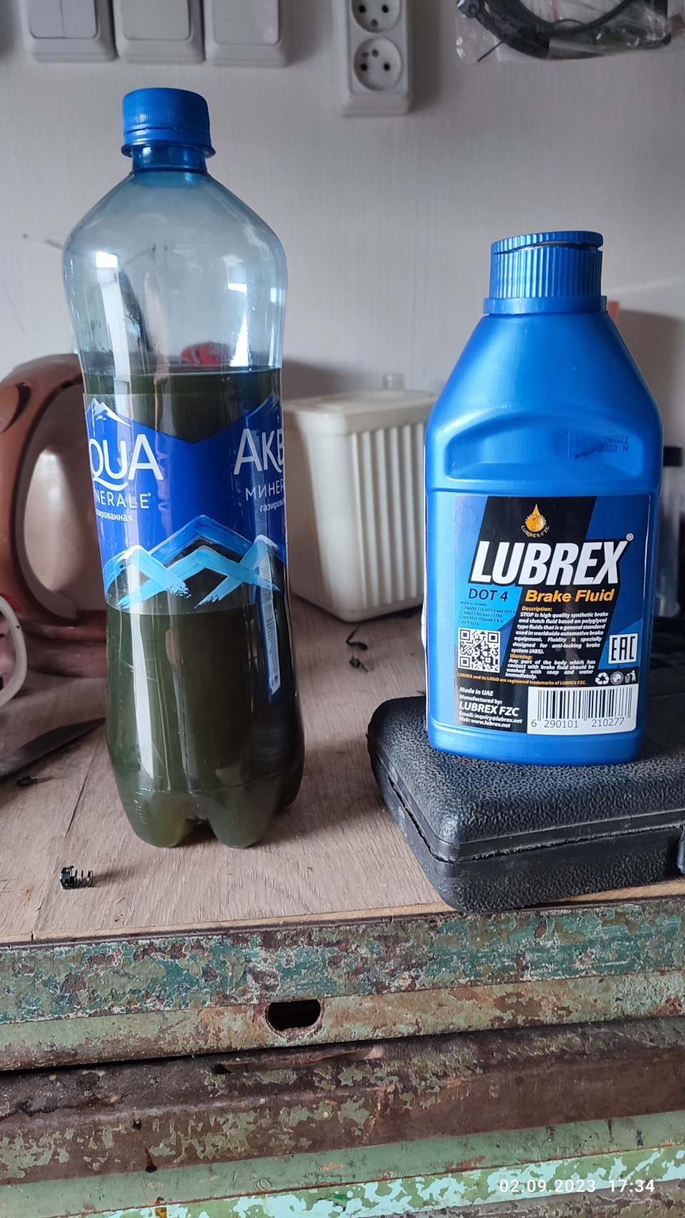 Замена тормозной жидкости и избавления пружинки из сцепления. — KIA ...