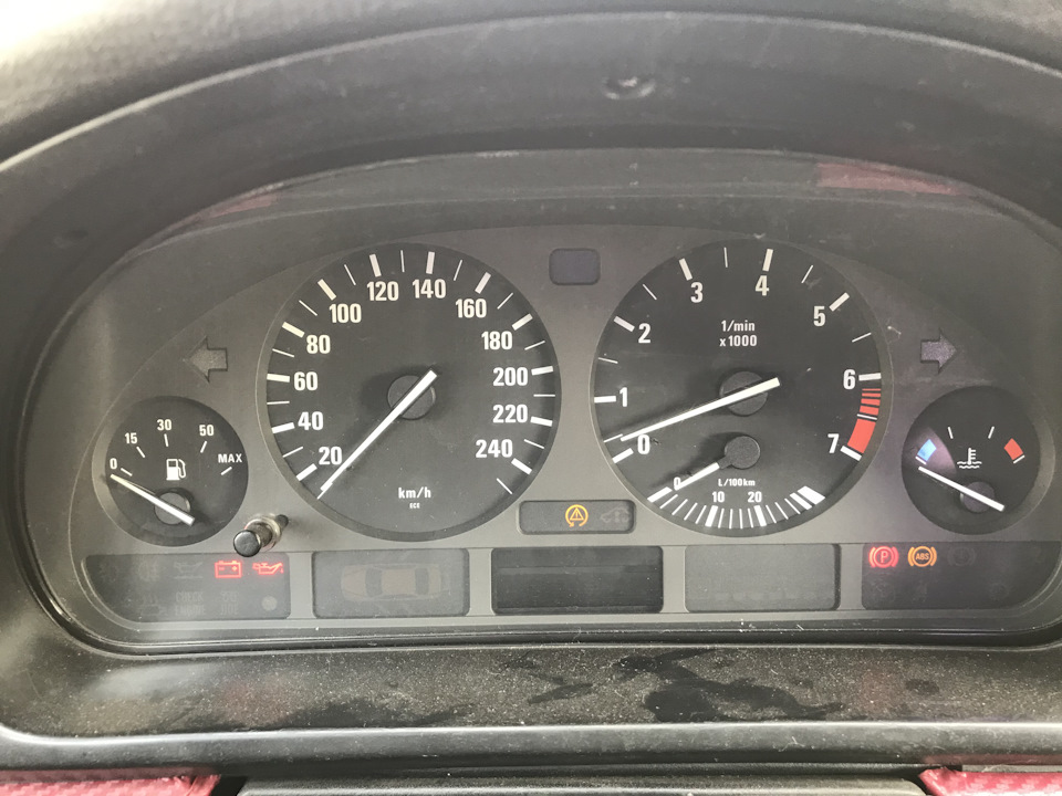 Погасла панель приборов — BMW 5 series (E39), 2,8 л, 1996 года | своими ...