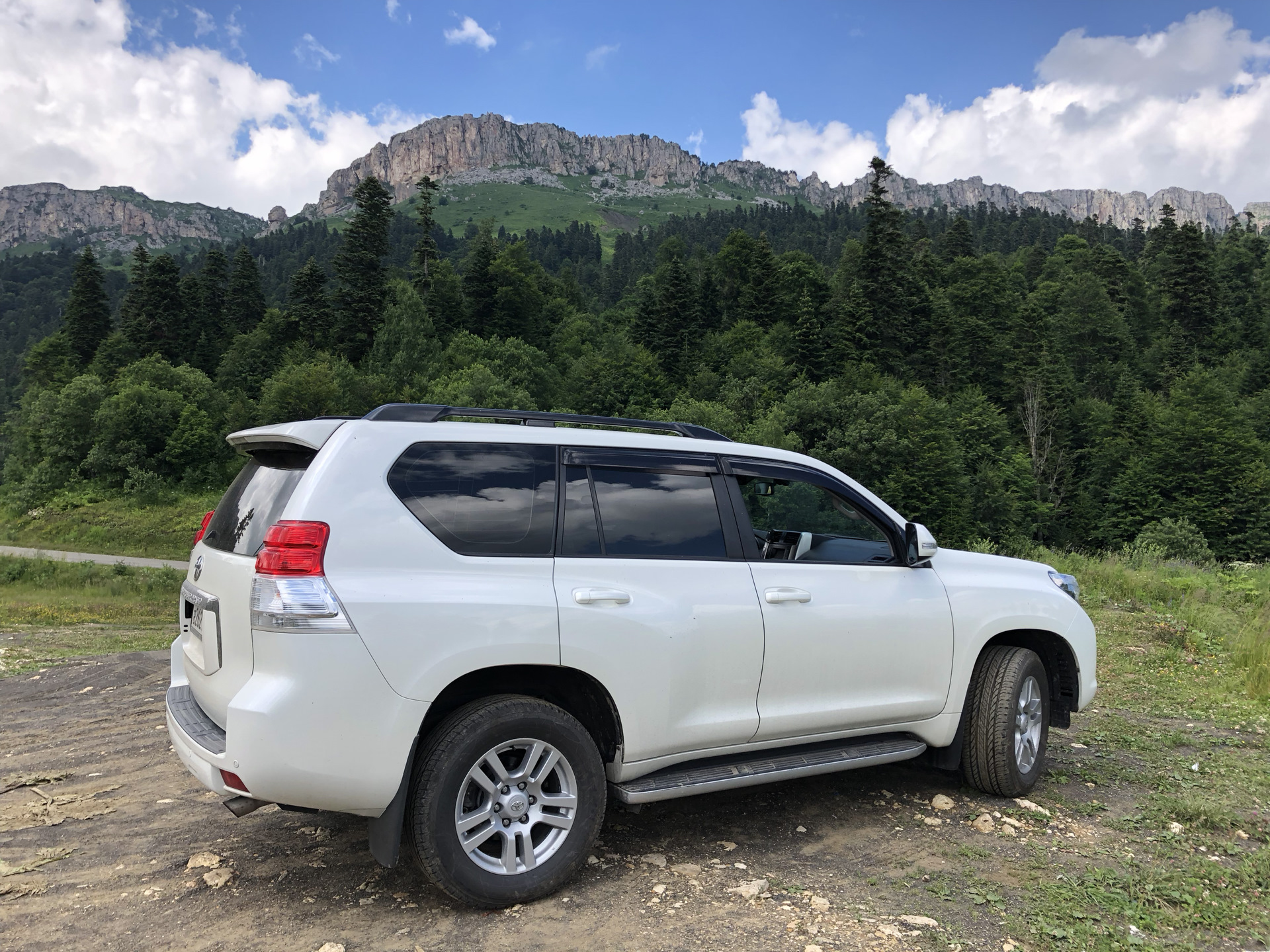 Тойота ленд крузер прадо дизель. Toyota Land Cruiser Prado 3.0. Toyota Land Cruiser Prado 2012 3.0 АТ дизель. Прадо 150 3.0 дизель. Тойота ленд Крузер Прадо 150 3л дизель.